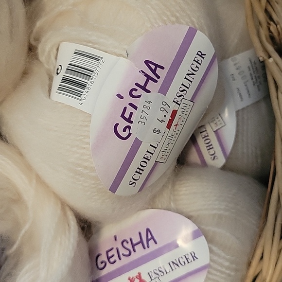 17 x geisha yarn balls - Picture 3 of 4